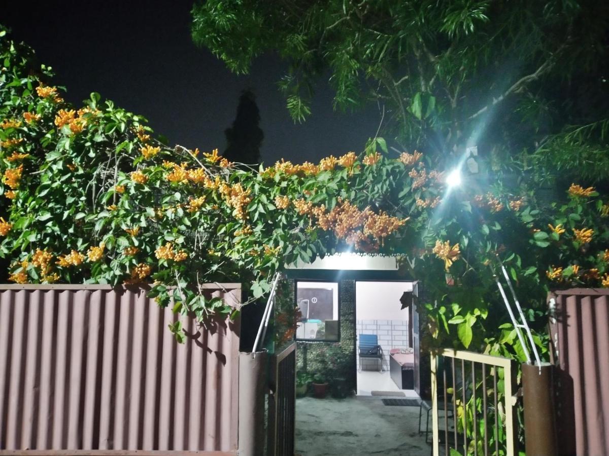 Last Chance Cafe And Guest House Rishīkesh Екстериор снимка